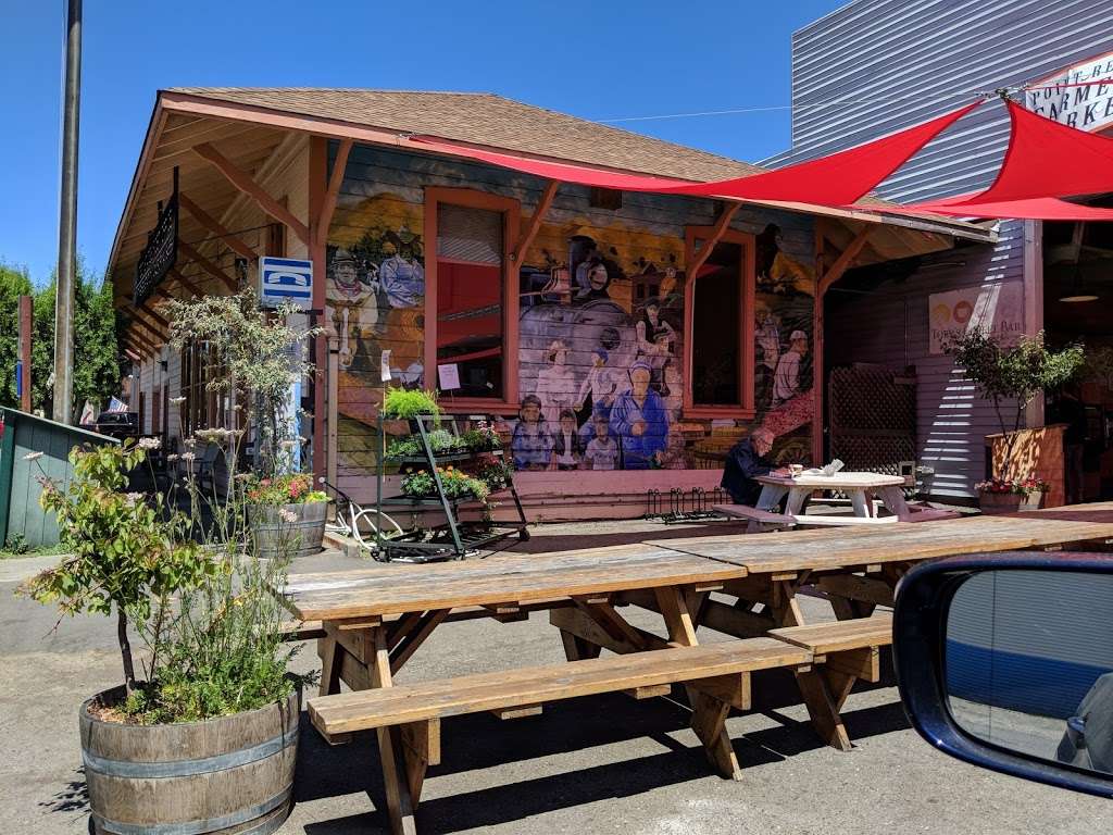 Tobys Coffee Bar | 11250 CA-1, Point Reyes Station, CA 94956, USA | Phone: (415) 663-1223