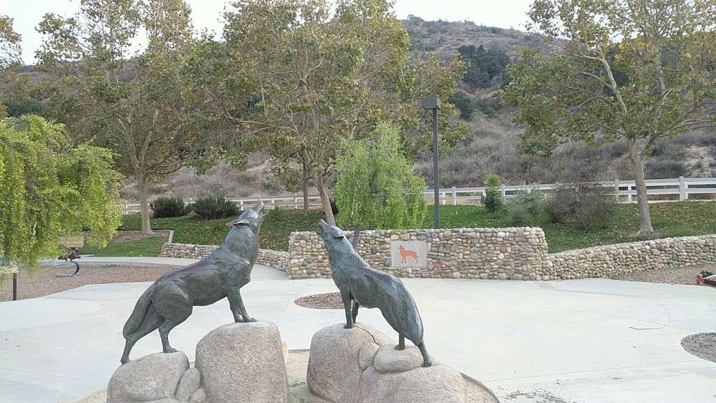 Coyote Hills Park | 275 Valley Gate Rd, Simi Valley, CA 93065, USA | Phone: (805) 584-4400