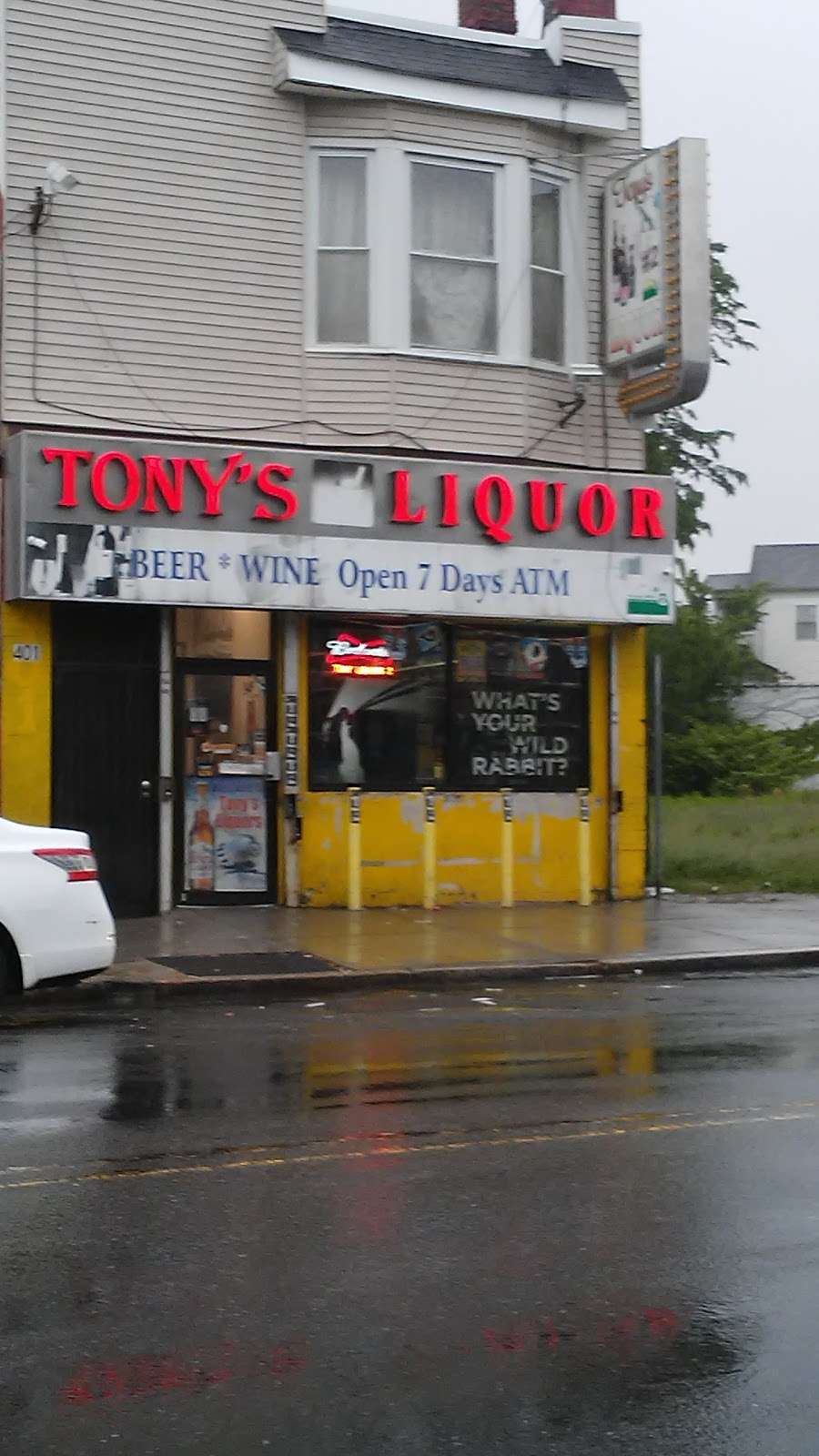 Tonys Liquor | 401 Clinton Ave, Newark, NJ 07108 | Phone: (973) 732-0807