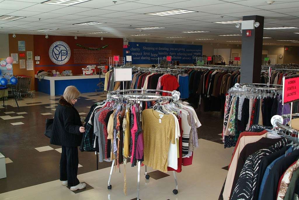 St. Vincent de Paul Libertyville Thrift Store | 168 Peterson Rd, Libertyville, IL 60048, USA | Phone: (847) 367-4700