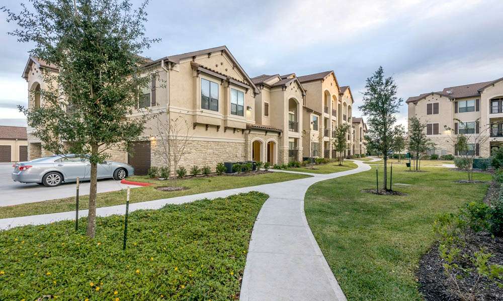 Valencia Place Apartments | 3131 W Bellfort Ave, Houston, TX 77054, USA | Phone: (713) 665-3131