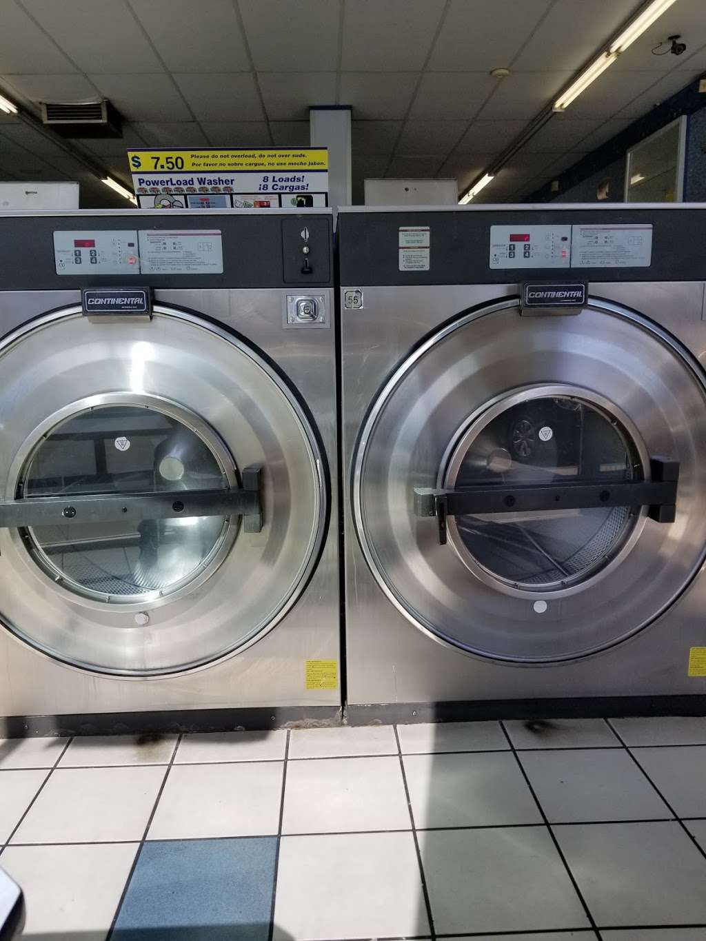 Laundry Lavanderia | 133 S Mednik Ave, East Los Angeles, CA 90022, USA