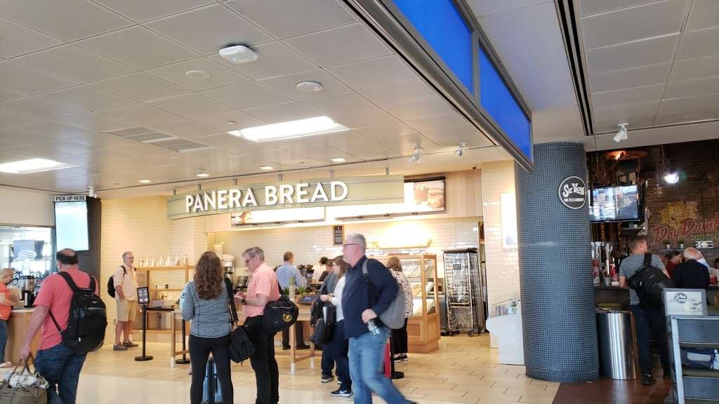 Panera Bread | Phoenix Sky Harbor International Airport (PHX), Gate C14, Phoenix, AZ 85034, USA