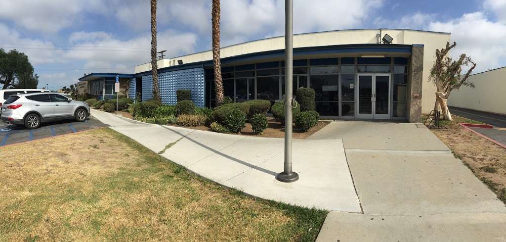 United States Postal Service | 1455 W Redondo Beach Blvd, Gardena, CA 90247, USA | Phone: (800) 275-8777