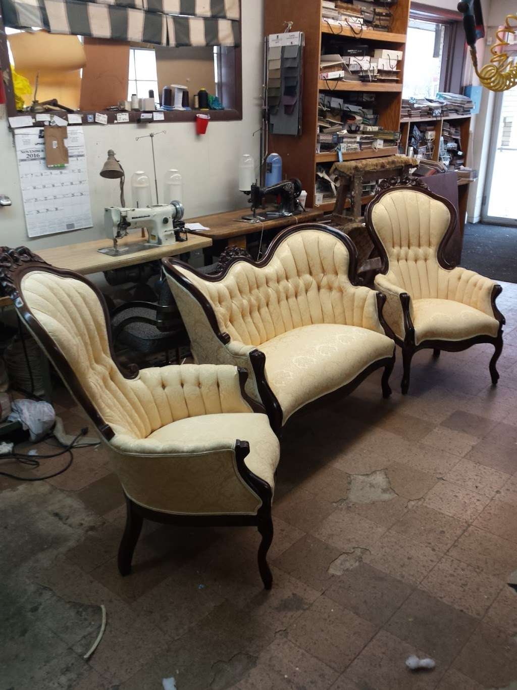 Franks Upholstery | 3900 W 79th St, Chicago, IL 60652, USA | Phone: (773) 284-0600