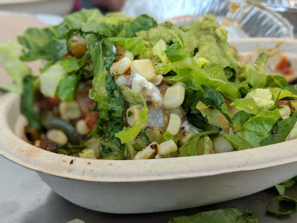 Chipotle Mexican Grill | 25 Mountainview Blvd, Basking Ridge, NJ 07920, USA | Phone: (908) 647-0725