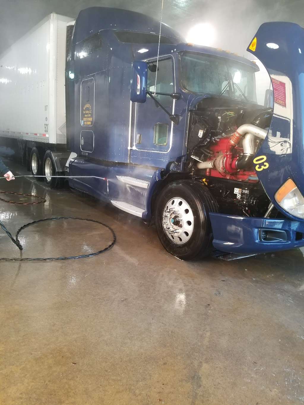 Blue Beacon Truck Wash of Fredericksburg, VA | 50 S Gateway Dr (Servicetown Truck Plz), I-95 Exit 133, Fredericksburg, VA 22406 | Phone: (540) 371-3786