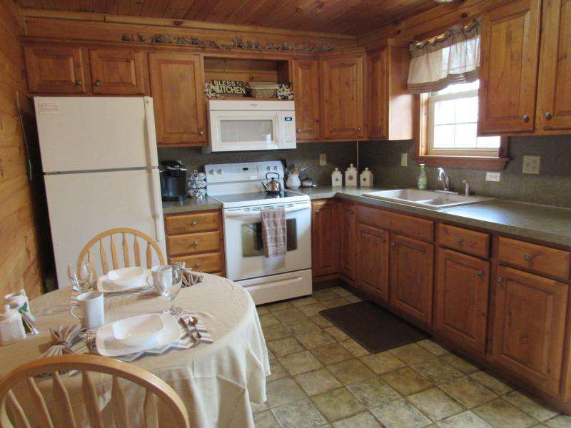 Creekside Cabin | 42 Althouse Ln, Myerstown, PA 17067, USA | Phone: (717) 475-0384