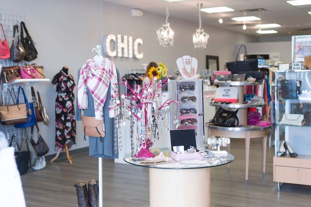 Chic Boutique Consignments | 1440 Pleasant St, Bridgewater, MA 02324, USA | Phone: (508) 807-4032