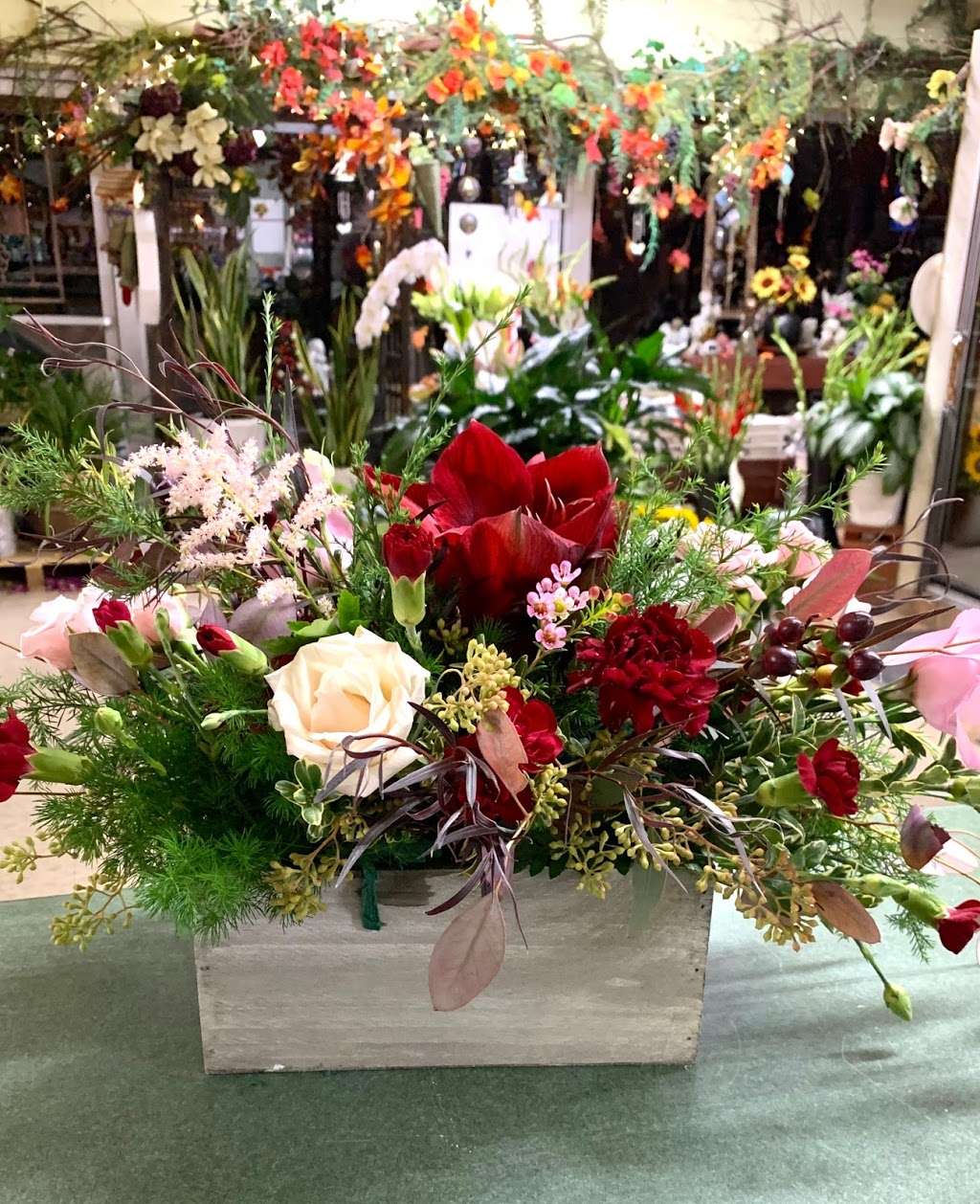 Cypress Florist | 4136 Lincoln Ave, @, Bloomfield St, Cypress, CA 90630, USA | Phone: (714) 527-2941