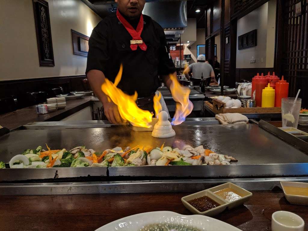 Masu Sushi & Hibachi | 3220 E Hebron Pkwy, Carrollton, TX 75010, USA | Phone: (972) 306-4170