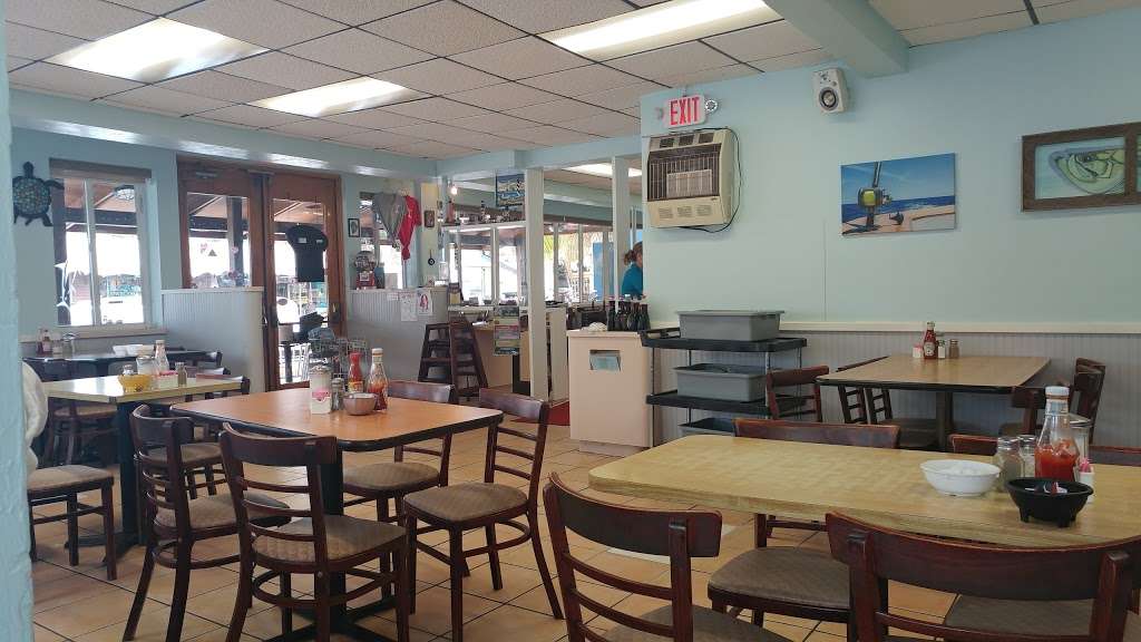 Beacon Restaurant | 416 Flagler Ave, New Smyrna Beach, FL 32169, USA | Phone: (386) 428-8332