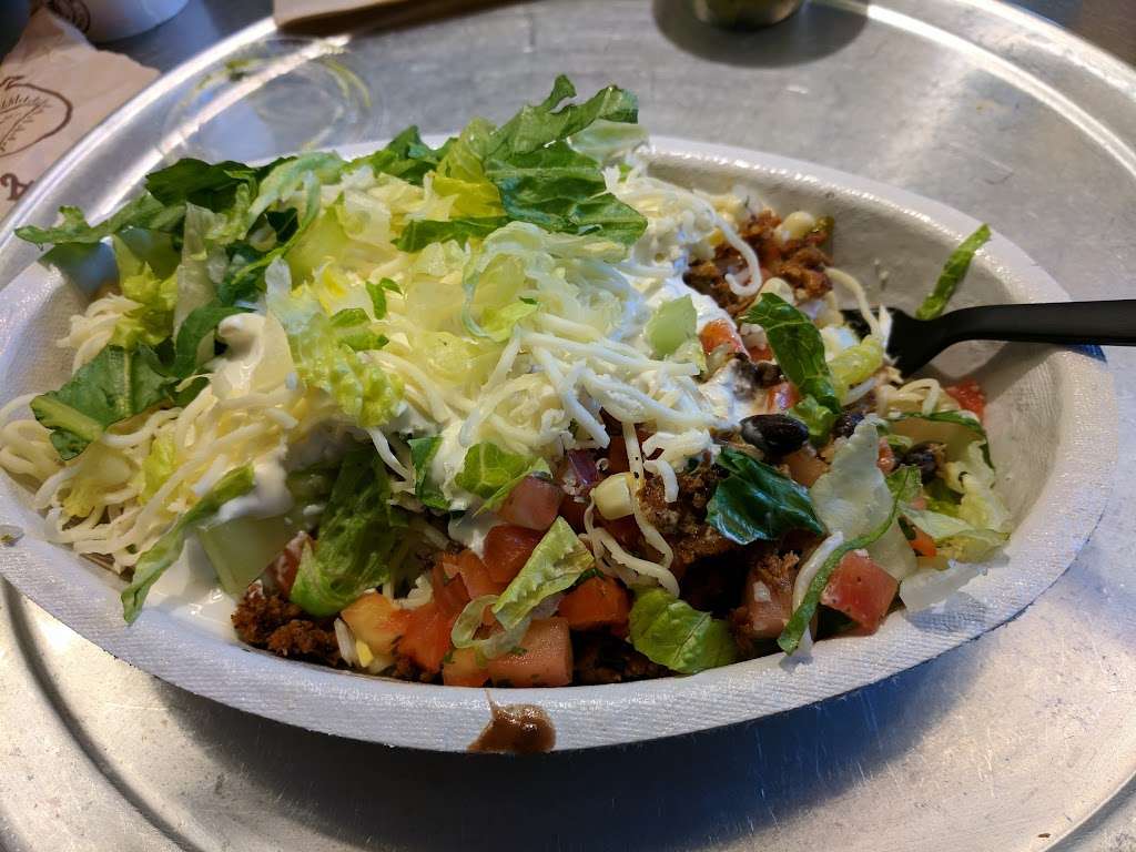 Chipotle Mexican Grill | 199 Boston Rd, North Billerica, MA 01862 | Phone: (978) 667-1980