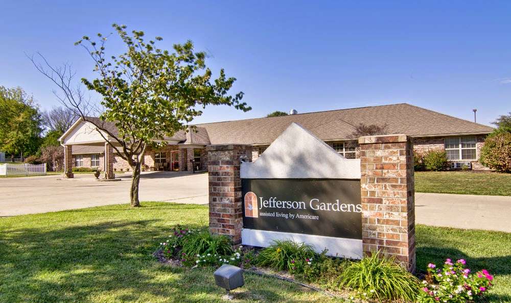 Jefferson Gardens Senior Living - Assisted Living & Memory Care  | 509 W Rogers St, Clinton, MO 64735 | Phone: (660) 383-4766