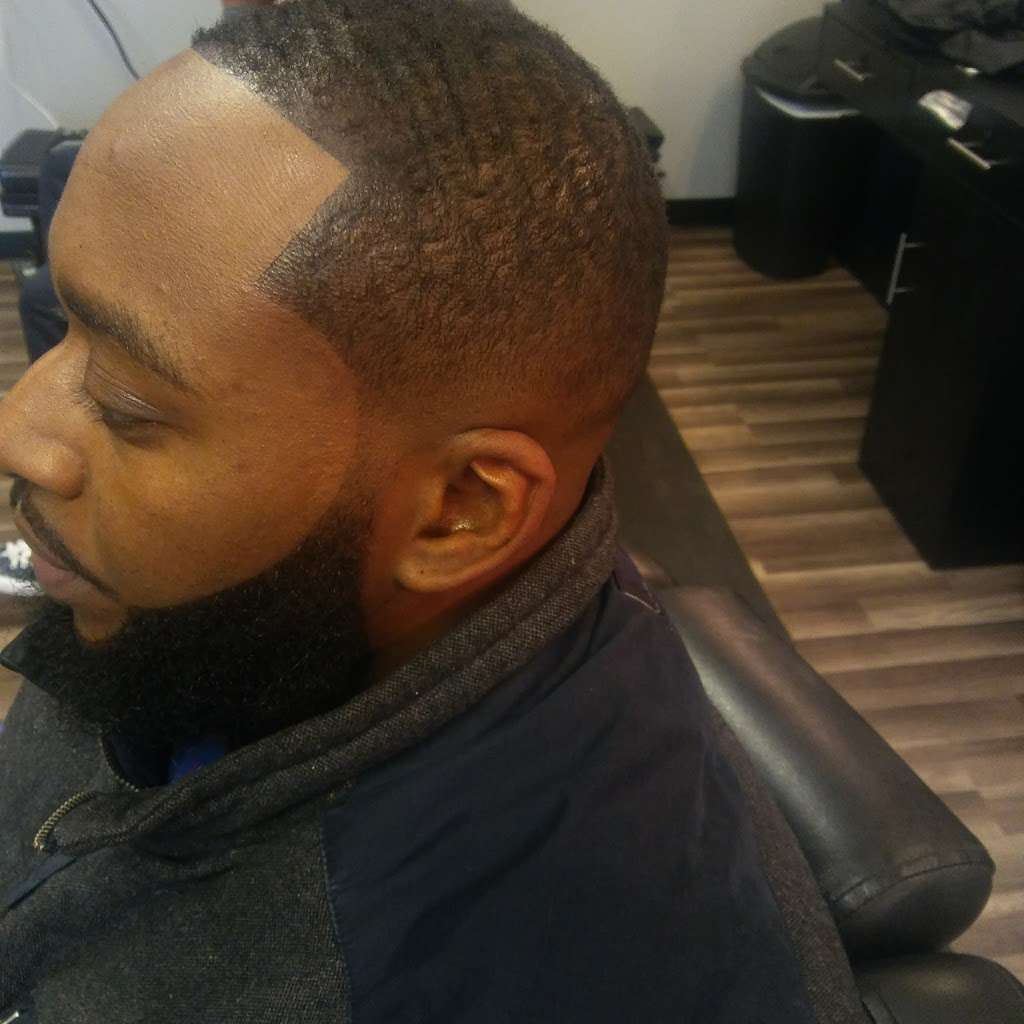 DeMarcos Barber Lounge | 4045 W 115th St, Alsip, IL 60803