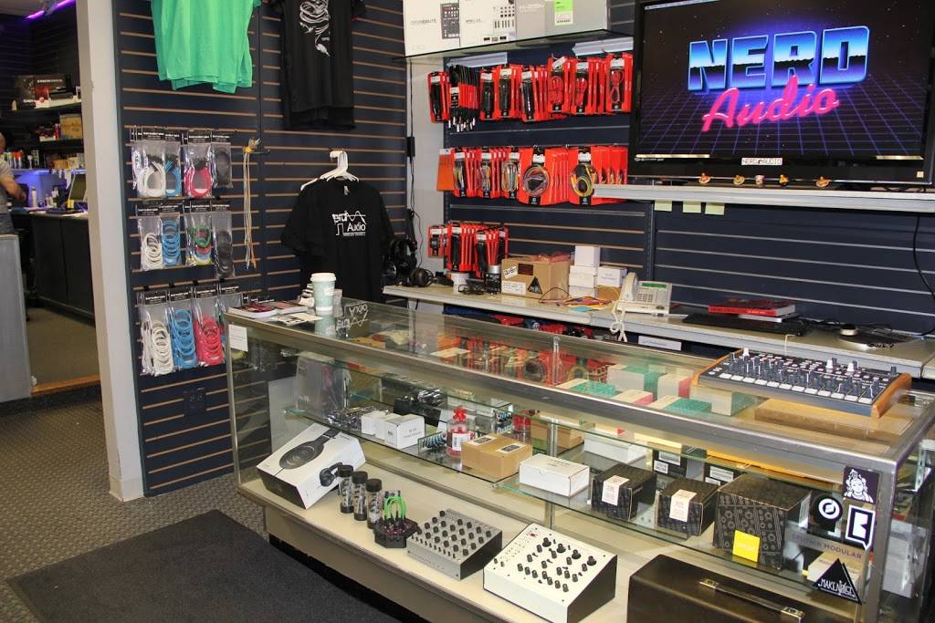 Nerd Audio | 1613 W Belmont Ave, Chicago, IL 60657, USA | Phone: (773) 975-4250