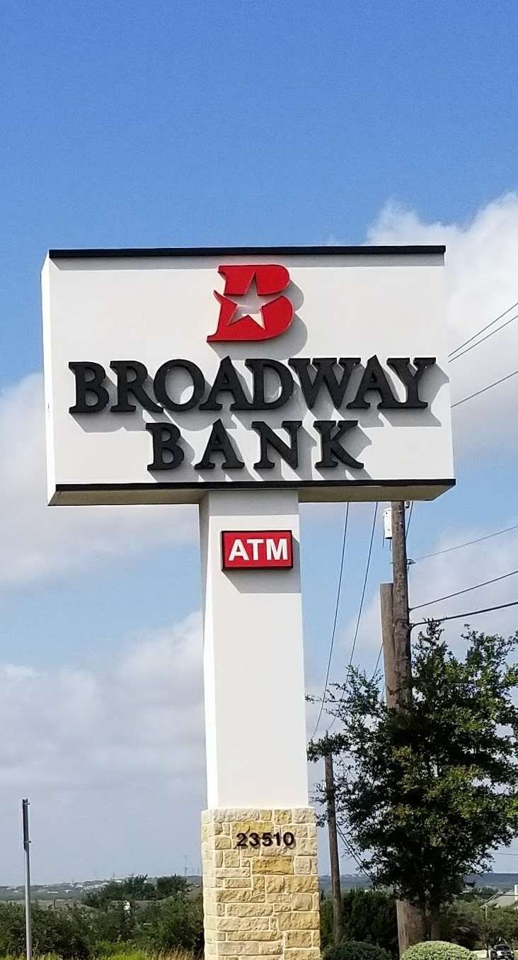Broadway Bank - Wilderness Oak Financial Center | 23510 Wilderness Oak, San Antonio, TX 78258, USA | Phone: (210) 283-6500