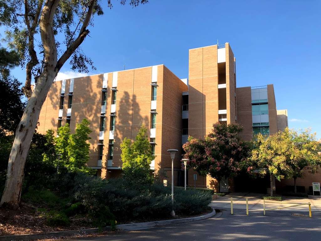 Winston Chung Hall [Engineering 2] (BCOE) | N Campus Dr, Riverside, CA 92507, USA