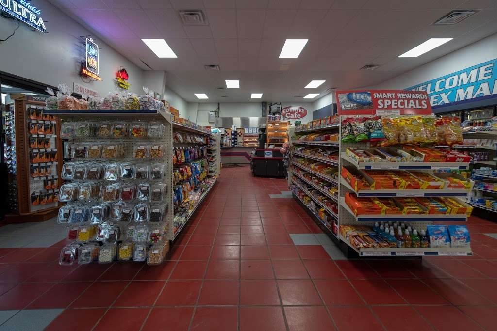 Trex Mart #11 | 4177 US-59, Savannah, MO 64485, USA | Phone: (816) 487-2222