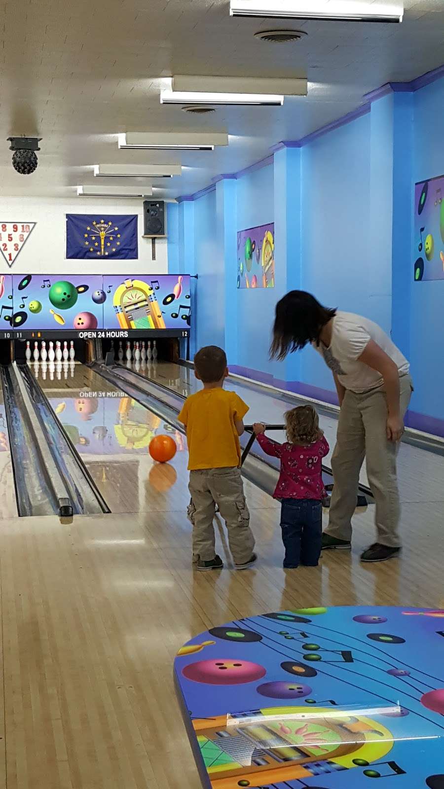 Beech Grove Bowl | 95 N 2nd Ave, Beech Grove, IN 46107, USA | Phone: (317) 784-3743