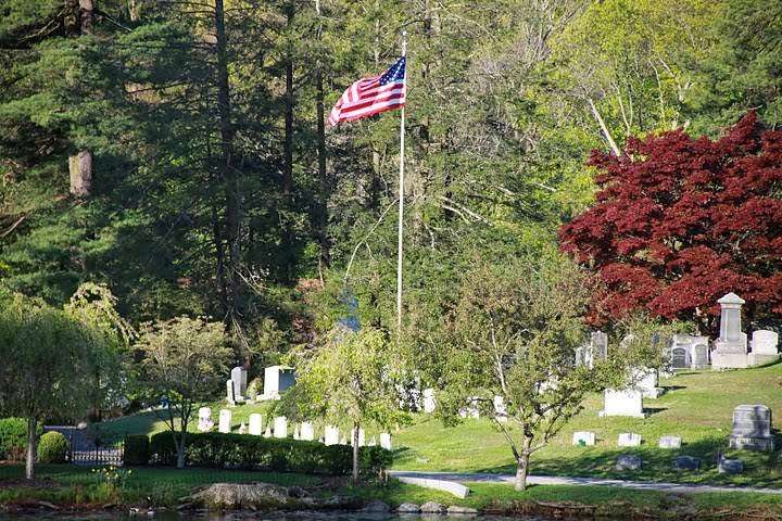 Lakeview Cemetery | Main St, New Canaan, CT 06840 | Phone: (203) 966-1861