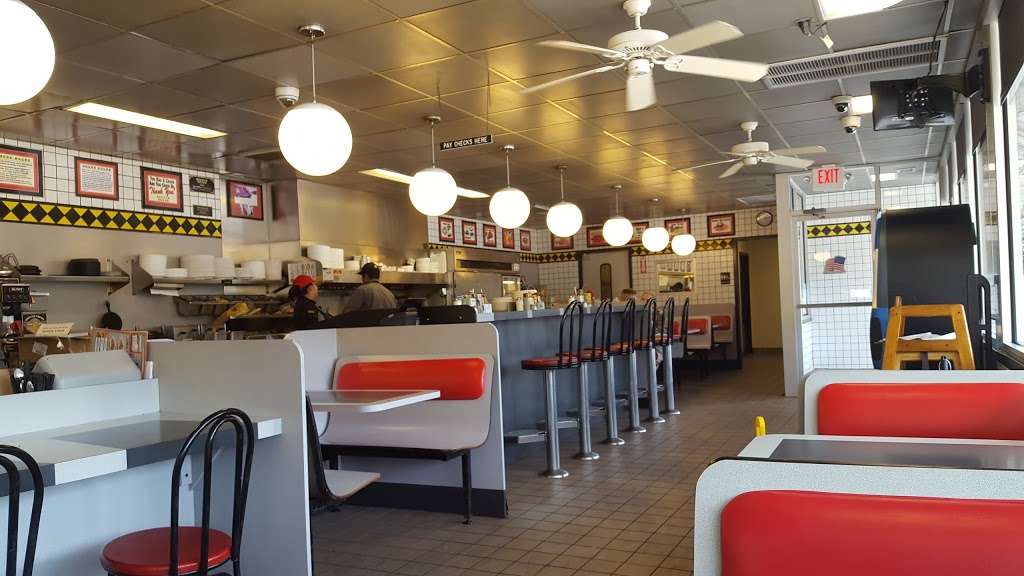Waffle House | 7106 Will Clayton Pkwy, Humble, TX 77338, USA | Phone: (281) 548-1018