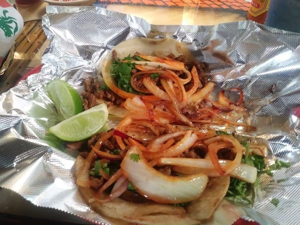 Los Magueyes Mexican Restaurant - Wildwood | 346 Shopping Center Dr, Wildwood, FL 34785, USA | Phone: (352) 461-0577