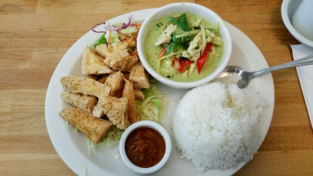 Lemongrass Thai Cuisine | 2348 Polk St, San Francisco, CA 94109, USA | Phone: (415) 346-1818