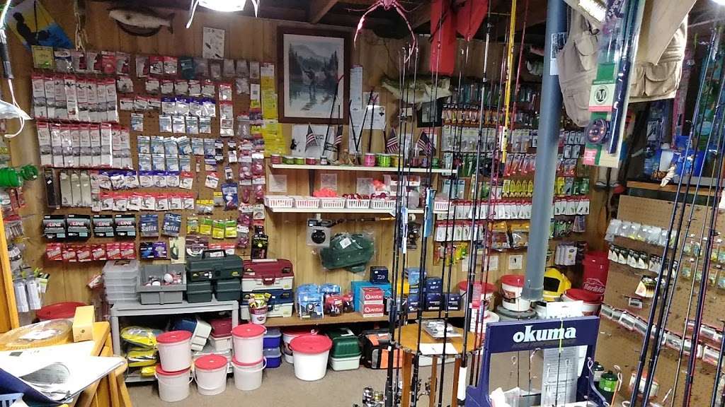 Kaseys Cast-A-Ways 24hr Bait and Tackle Shop and fun farm | 102 Schoolhouse Rd, Port Jervis, NY 12771, USA | Phone: (845) 858-2001