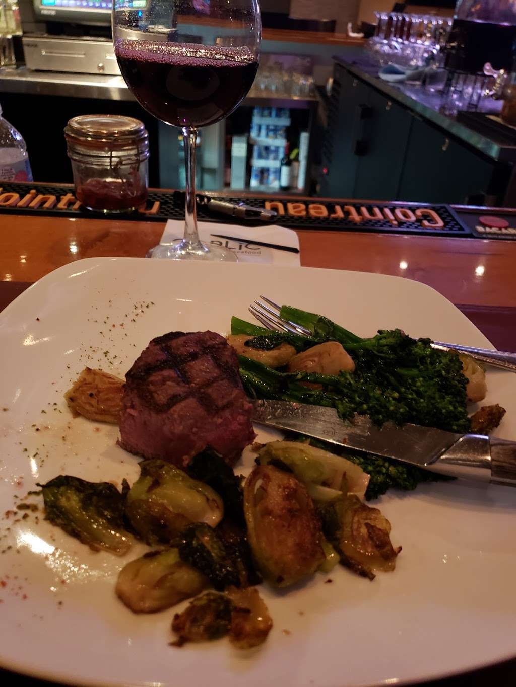 Louies Prime Steakhouse | 244 Lake Harmony Rd, Lake Harmony, PA 18624 | Phone: (570) 722-3990