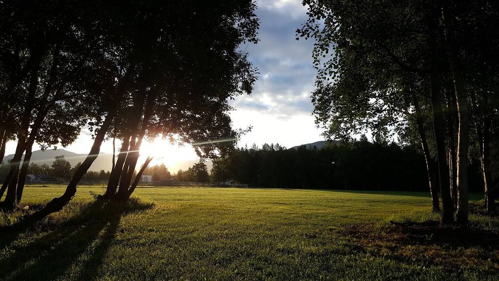 Creekside Park | 7122 E 6th Ave, Anchorage, AK 99504, USA | Phone: (907) 343-4355