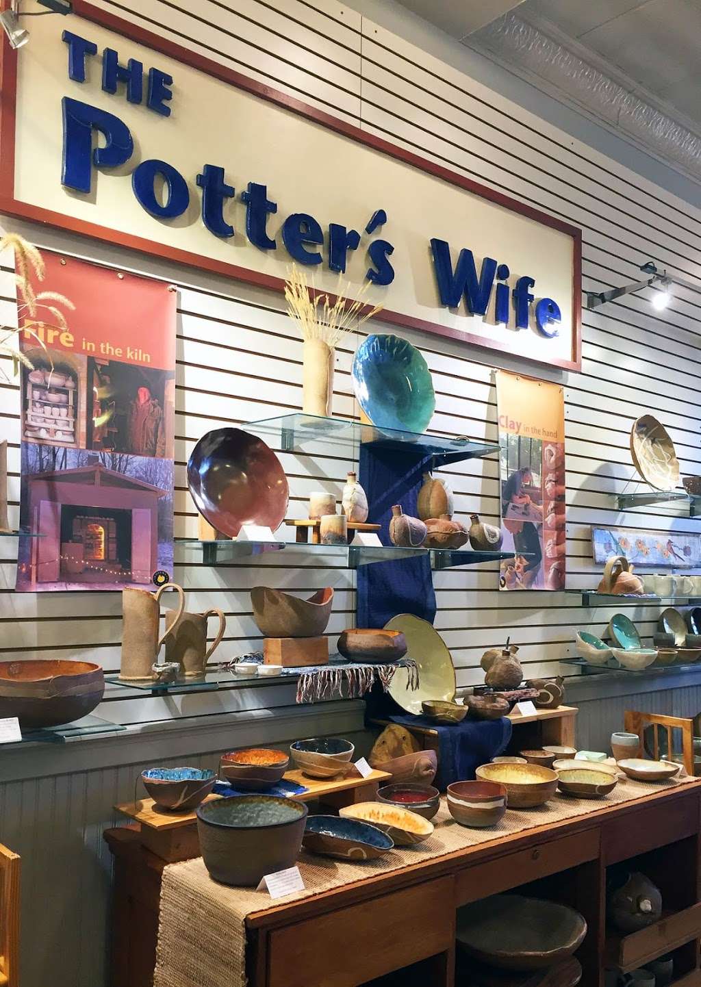 The Potters Wife at Feeneys Hometown Goods | 115 E Michigan St, New Carlisle, IN 46552, USA | Phone: (773) 318-9161