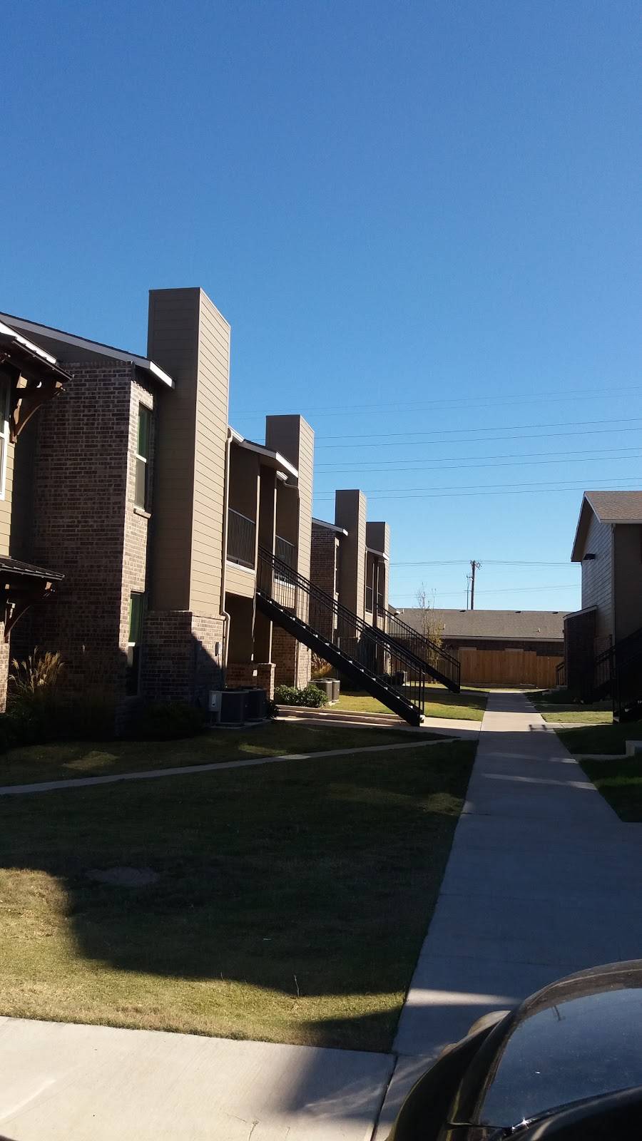 Brickstone Villas Apartments | 1606 82nd St, Lubbock, TX 79423 | Phone: (806) 392-0844