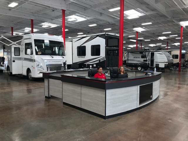 Giant RV | 11111 Florence Ave, Downey, CA 90241 | Phone: (888) 477-9705