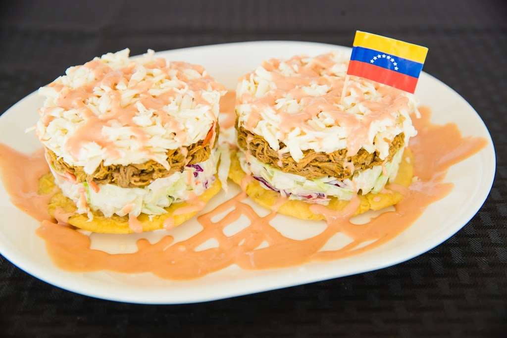 Latin Fork Arepas Bistro | 1016 Buenaventura Blvd, Kissimmee, FL 34743, USA | Phone: (407) 344-1940