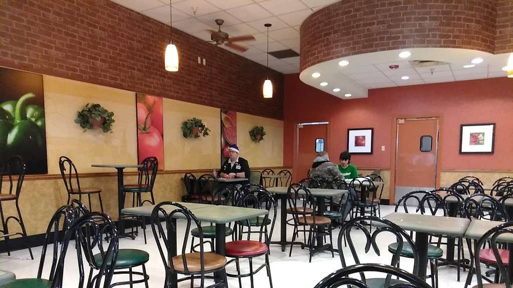 Subway | 735 Whitfield Dr, Columbus, IN 47201 | Phone: (812) 378-2602