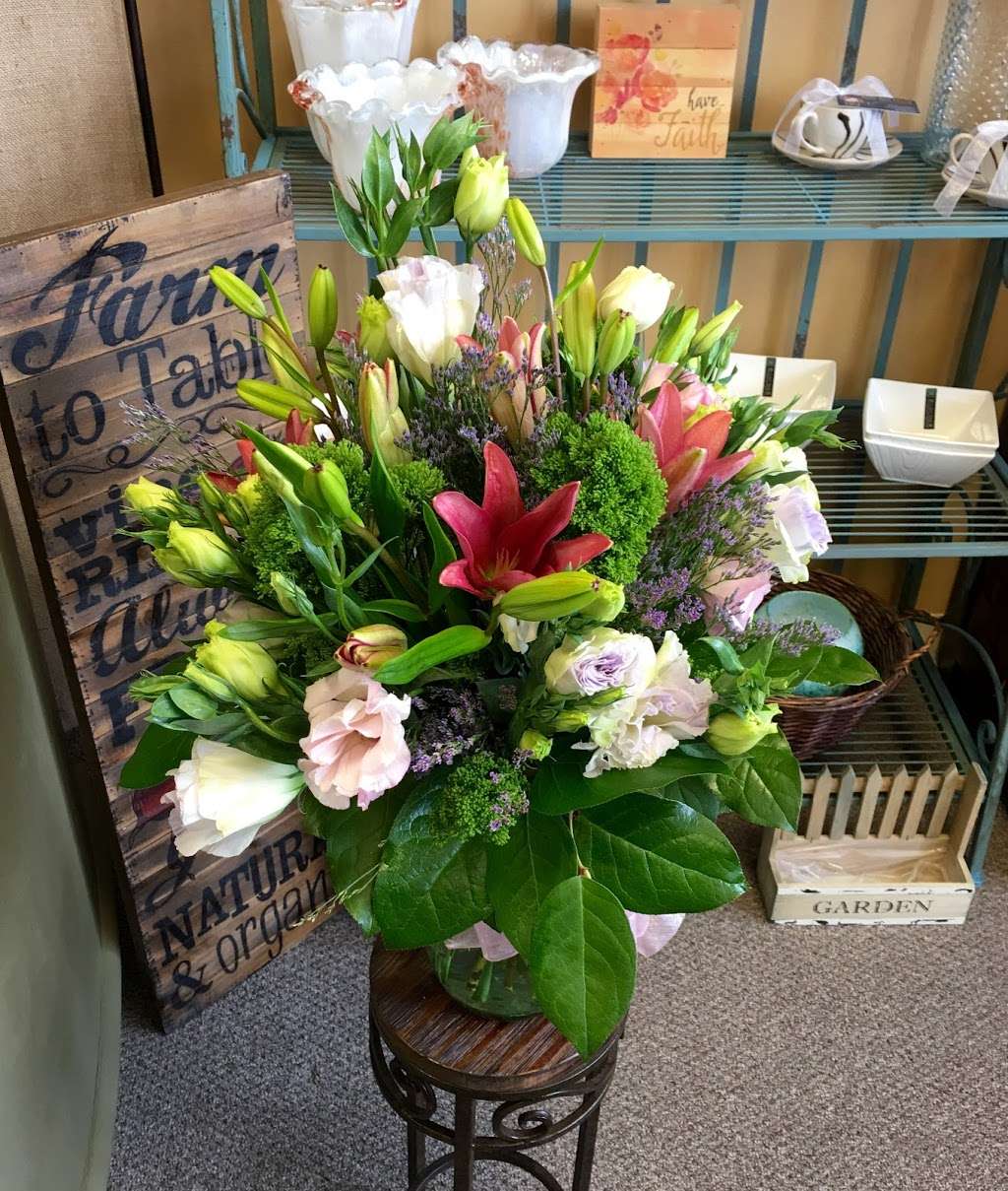 Rose Hill Floral | 1520 NW Broadway St, Grain Valley, MO 64029, USA | Phone: (816) 808-0662