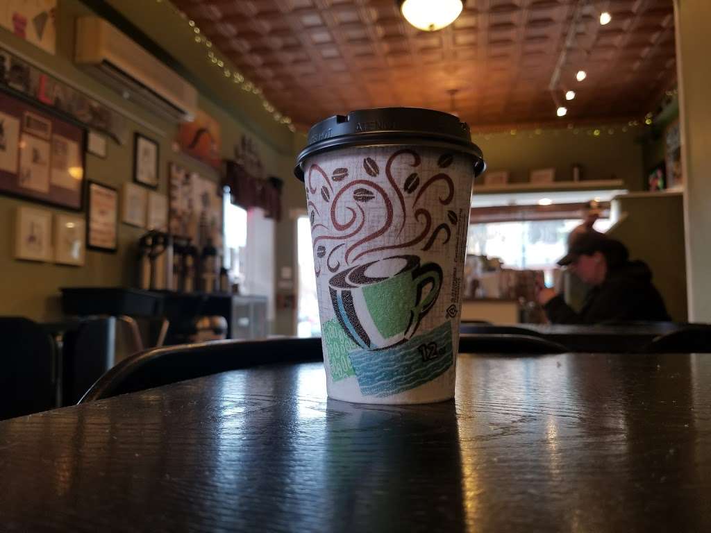 High Grounds Coffee Roasters and Books | 3201 Eastern Ave, Baltimore, MD 21224, USA | Phone: (410) 342-7611