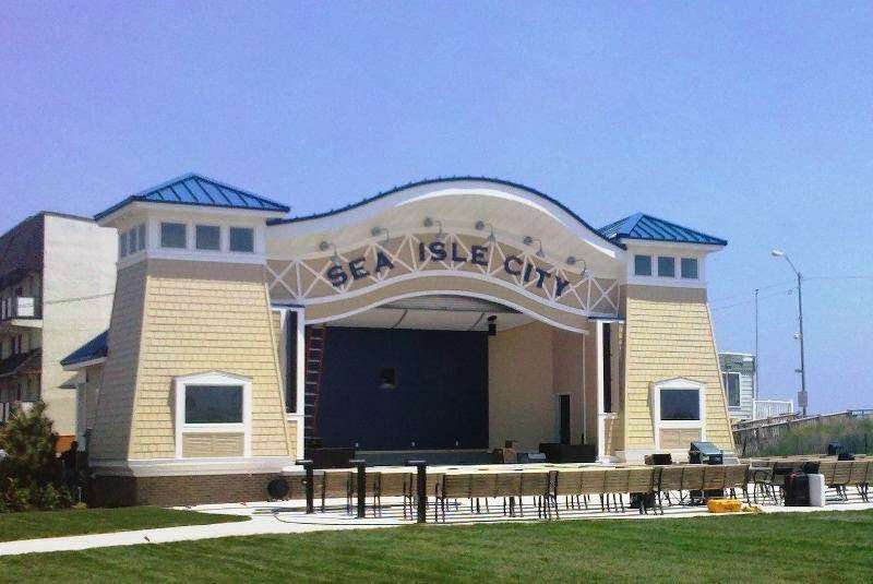 Sea Isle City Real Estate Services - Jamie Sofroney | 6000 Landis Ave, Sea Isle City, NJ 08243, USA | Phone: (609) 425-5555