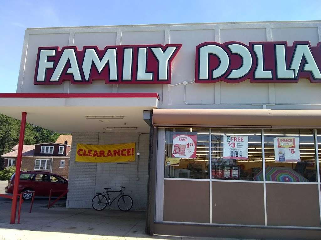 Family Dollar | 1312 E 79th St, Chicago, IL 60619, USA | Phone: (773) 221-3388