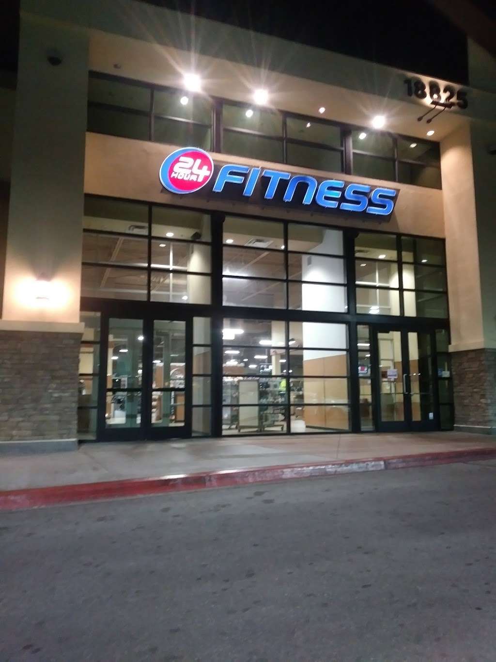 24 Hour Fitness | 18825 Bear Valley Rd, Apple Valley, CA 92308, USA | Phone: (760) 810-4067