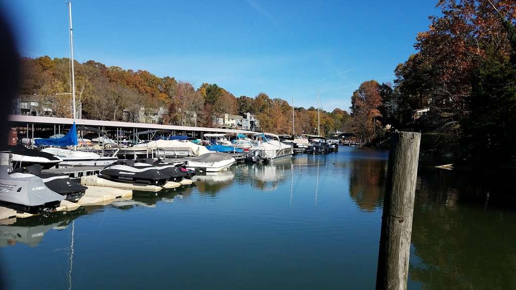 Tega Cay Marina | 28000 Marina Dr, Tega Cay, SC 29708 | Phone: (803) 548-3715 ext. 2