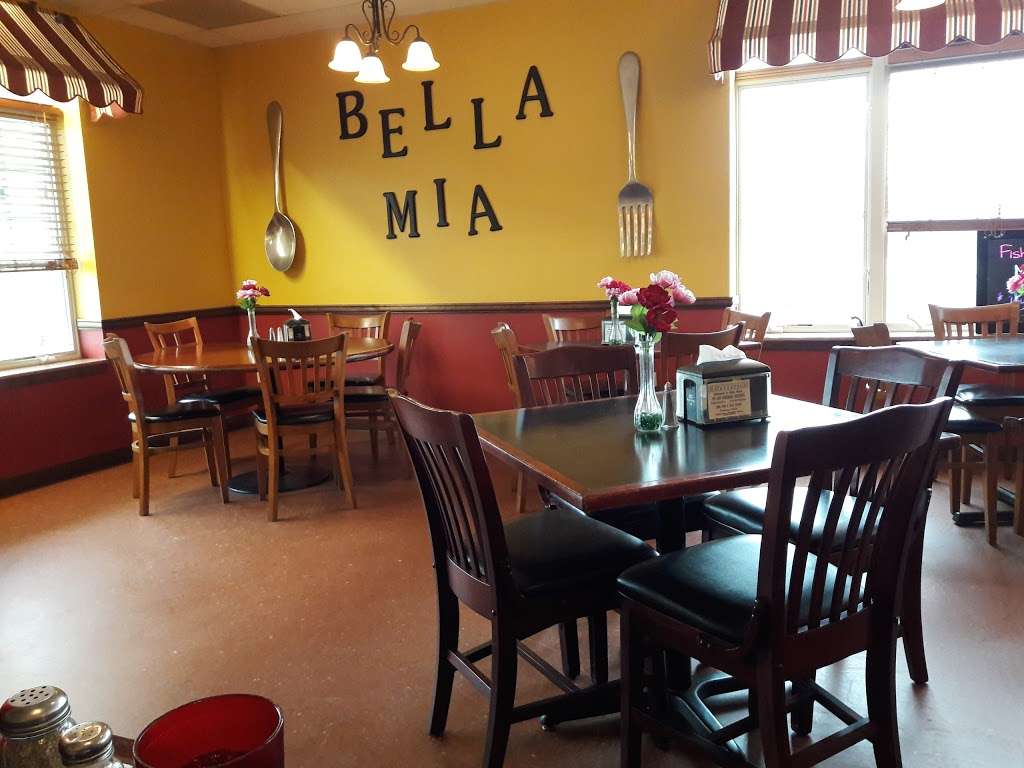 Bella Mia Pizza Italian Cusine | 3224 US-206, Columbus, NJ 08022, USA | Phone: (609) 291-7475