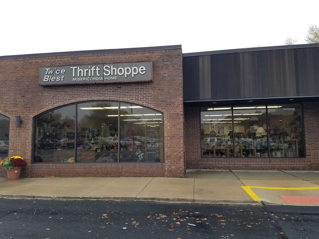 Twice Blest | 27 E Northwest Hwy, Palatine, IL 60067, USA | Phone: (847) 934-1140