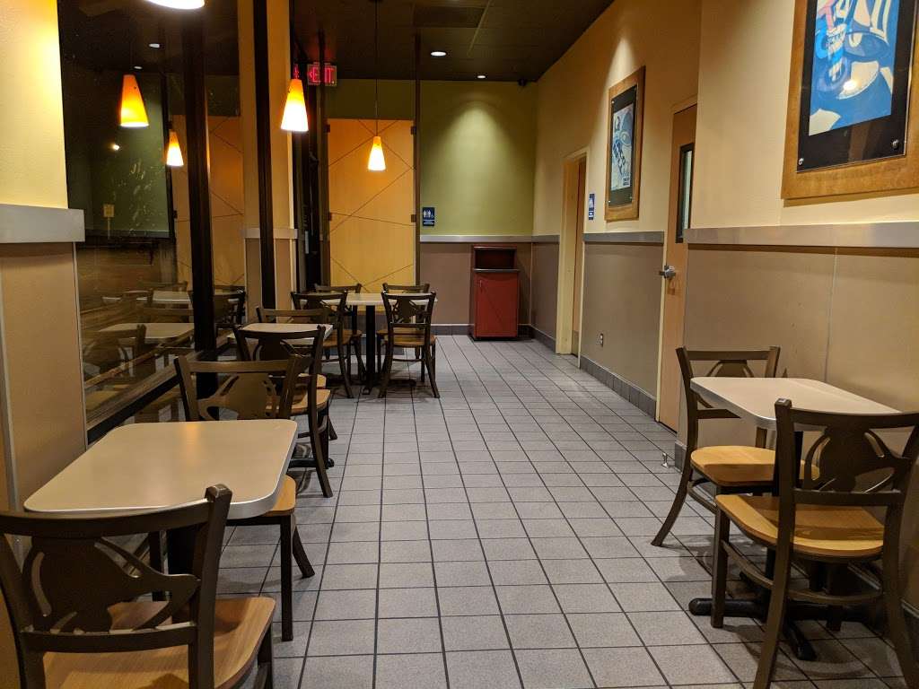 Taco Bell | 5626 E Santa Ana Canyon Rd, Anaheim, CA 92807, USA | Phone: (714) 998-3077