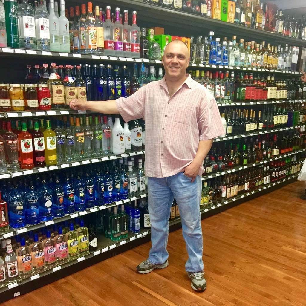 Kiana Wine and Liquor | 926 Little E Neck Rd, West Babylon, NY 11704, USA | Phone: (631) 321-1177