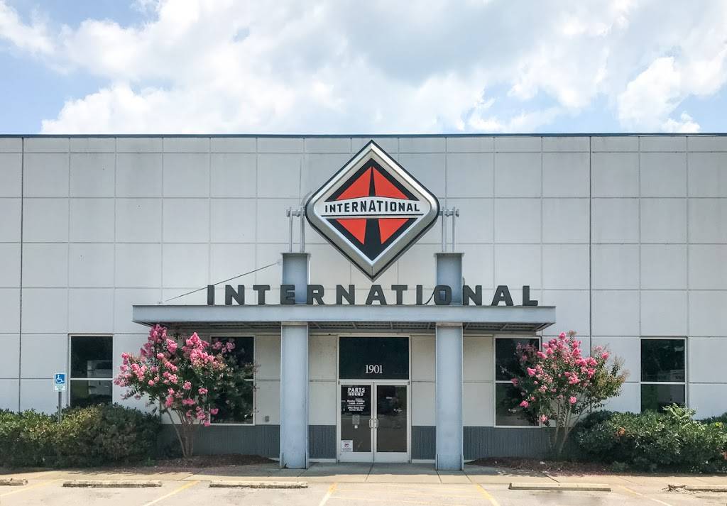 Cumberland International Trucks | 1901 Lebanon Pike, Nashville, TN 37210, USA | Phone: (615) 829-7800