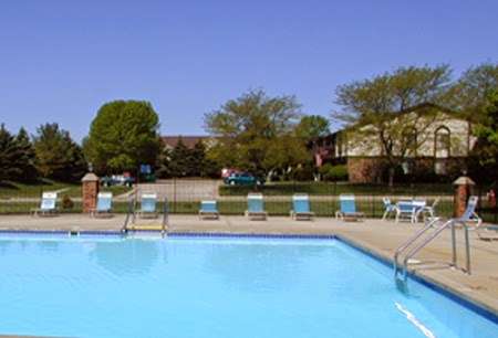 Wood Creek Apartments | 3113 15th St, Kenosha, WI 53144 | Phone: (844) 363-6954