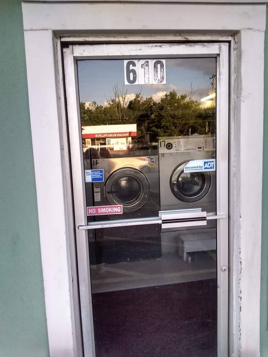Harmless Coin Laundromat | 610 N Jackson St, Greencastle, IN 46135