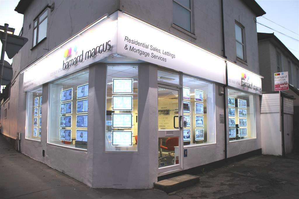 Barnard Marcus Estate Agents in South Croydon | 17 Selsdon Rd, South Croydon CR2 6PY, UK | Phone: 020 8681 6744